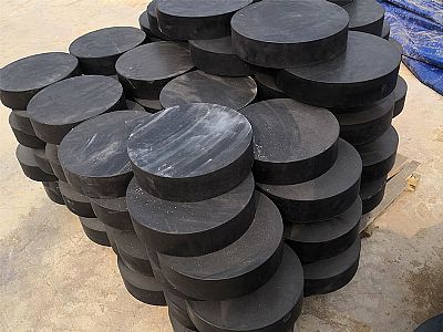 龙文区板式橡胶支座由若干层橡胶片与薄钢板经加压硫化